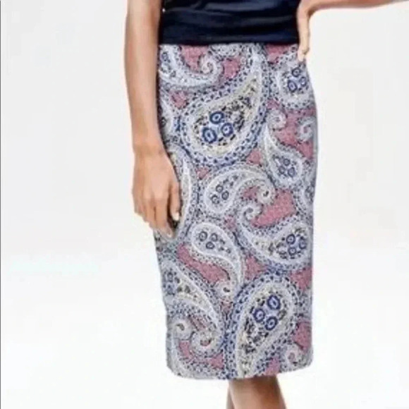 J. Crew Classic Career Preppy Blue & Pink Paisley Print Pencil Skirt Size 2 XS - Picture 1 of 3